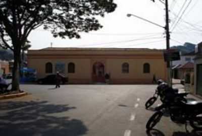 MERCADO MUNICIPAL, POR ADI JORDO - JAMBEIRO - SP